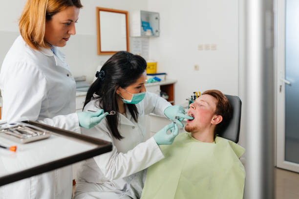 Best Emergency Treatment for Dental Infections or Abscesses in Wewahitchka, FL
